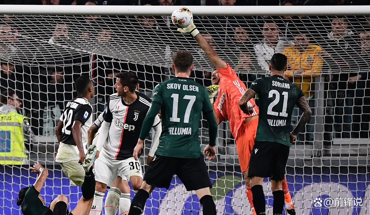 包含尤文图斯-战平晋级，球队展现实力的词条