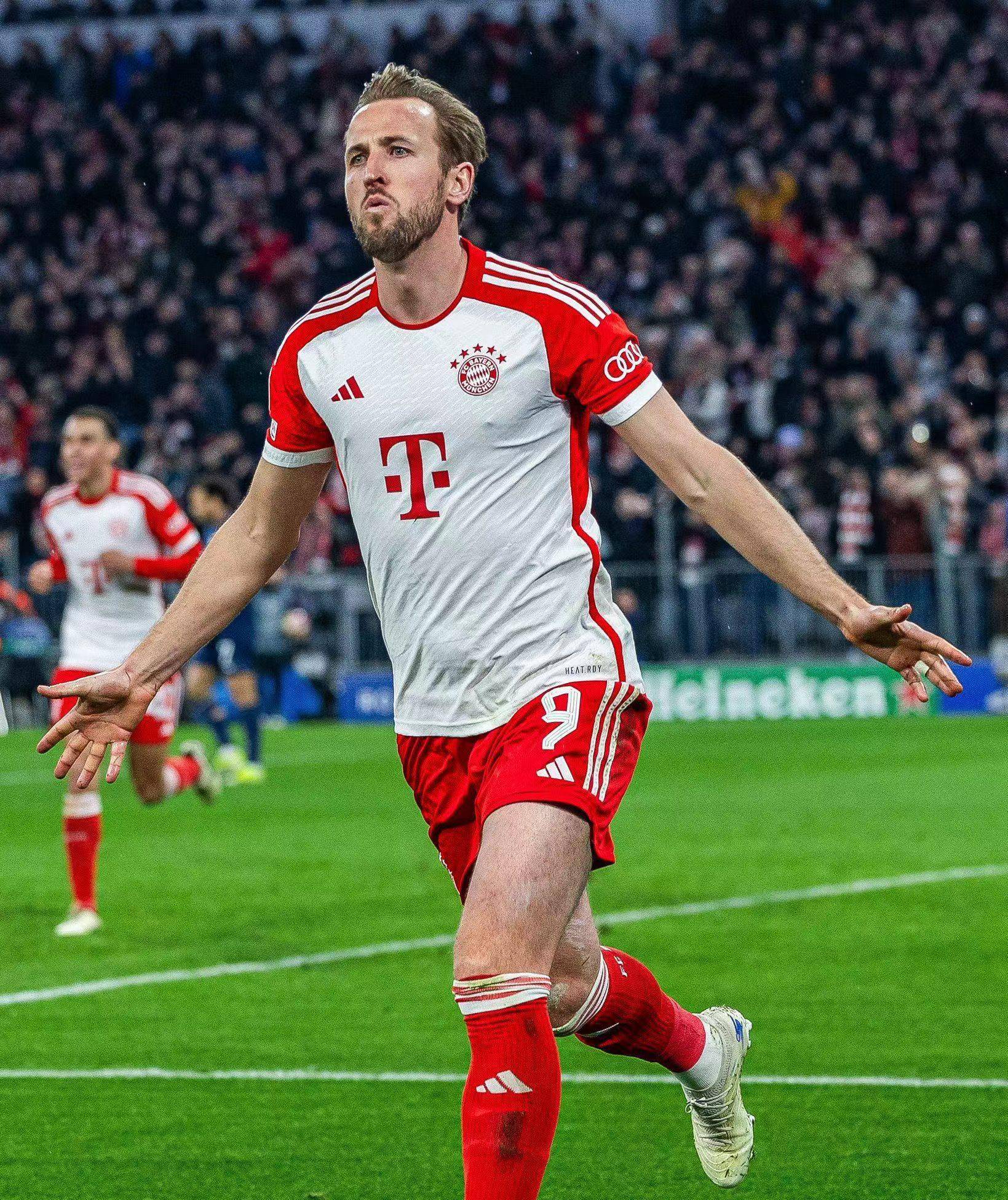 关于凯恩在巴塞罗那比赛中势不可挡，绝杀引发热议！的信息